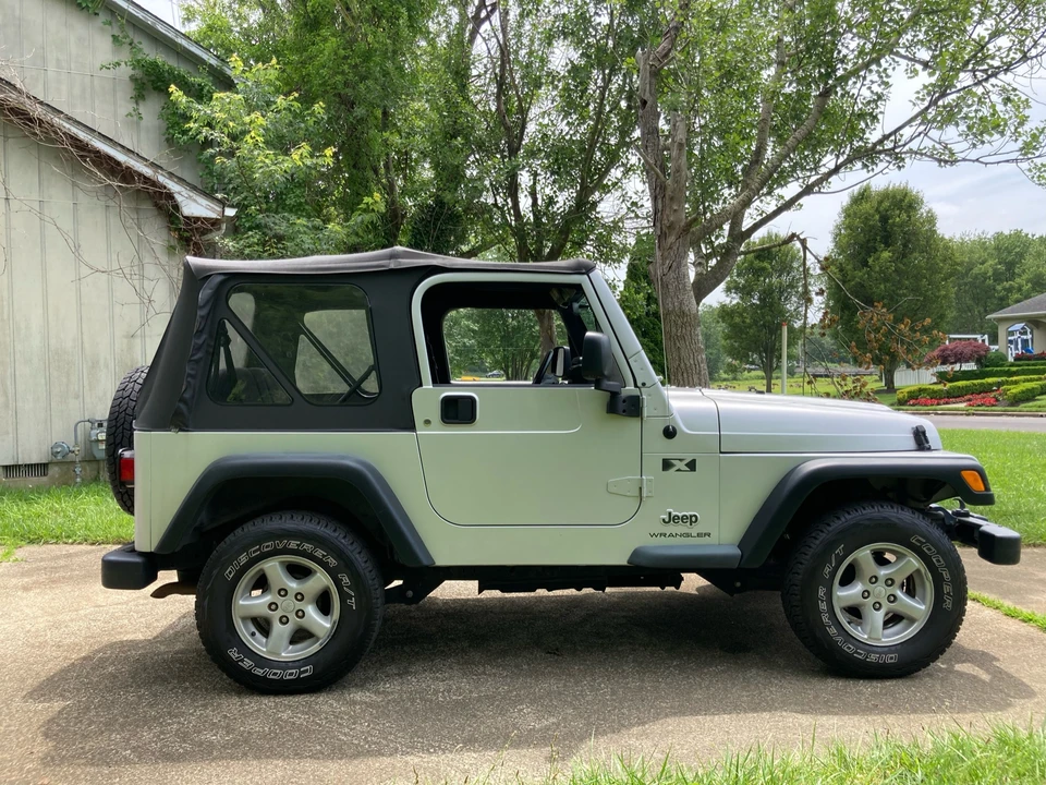 2003 Jeep TJ Wrangler - Image 23 of 31