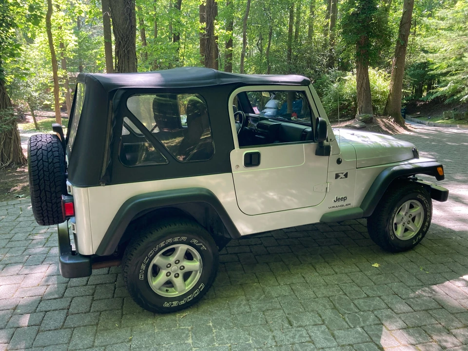 2003 Jeep TJ Wrangler - Image 17 of 31