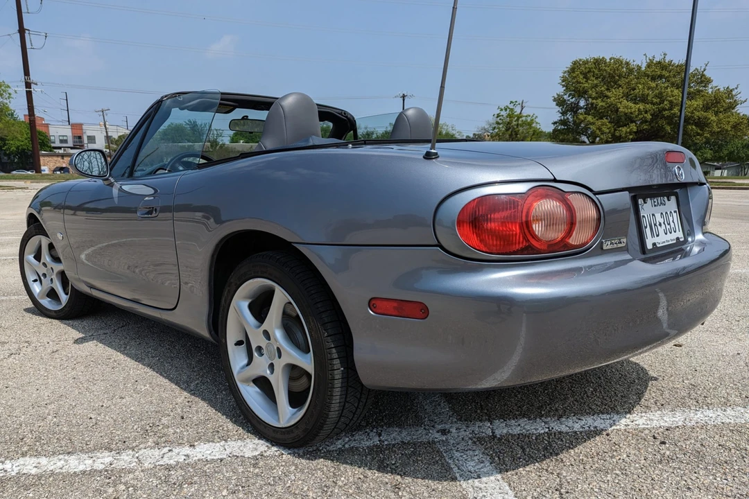 2003 Mazda NB MX-5 Miata - Image 7 of 31