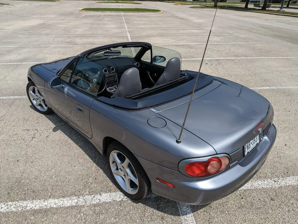 2003 Mazda NB MX-5 Miata - Image 6 of 31