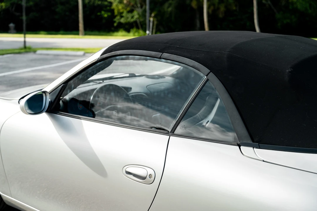 2003 Porsche 996 Carrera - Image 19 of 31