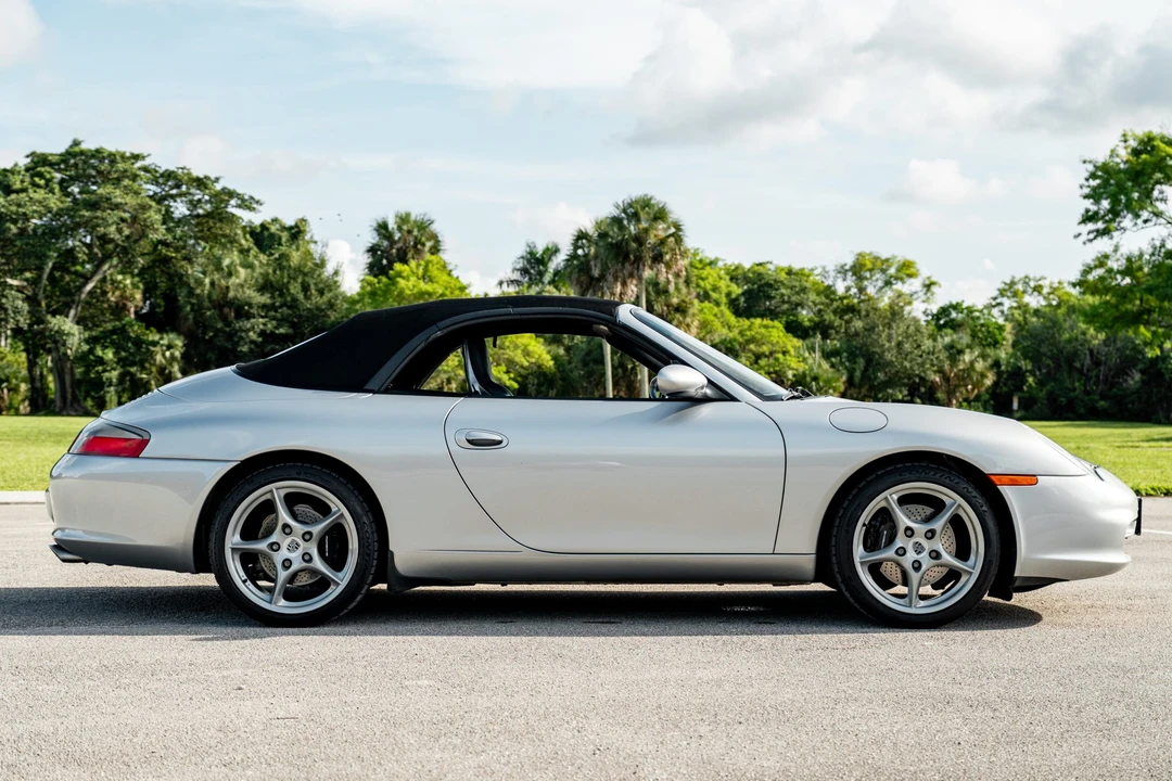 2003 Porsche 996 Carrera - Image 10 of 31