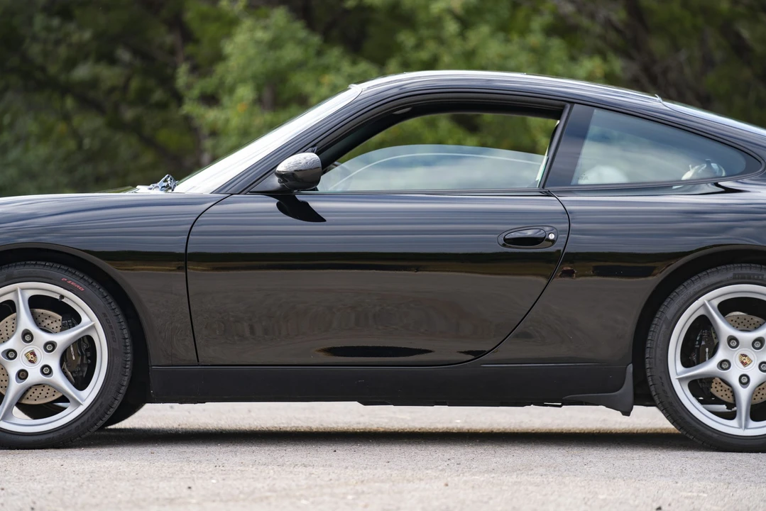 2003 Porsche 996 Carrera - Image 23 of 31