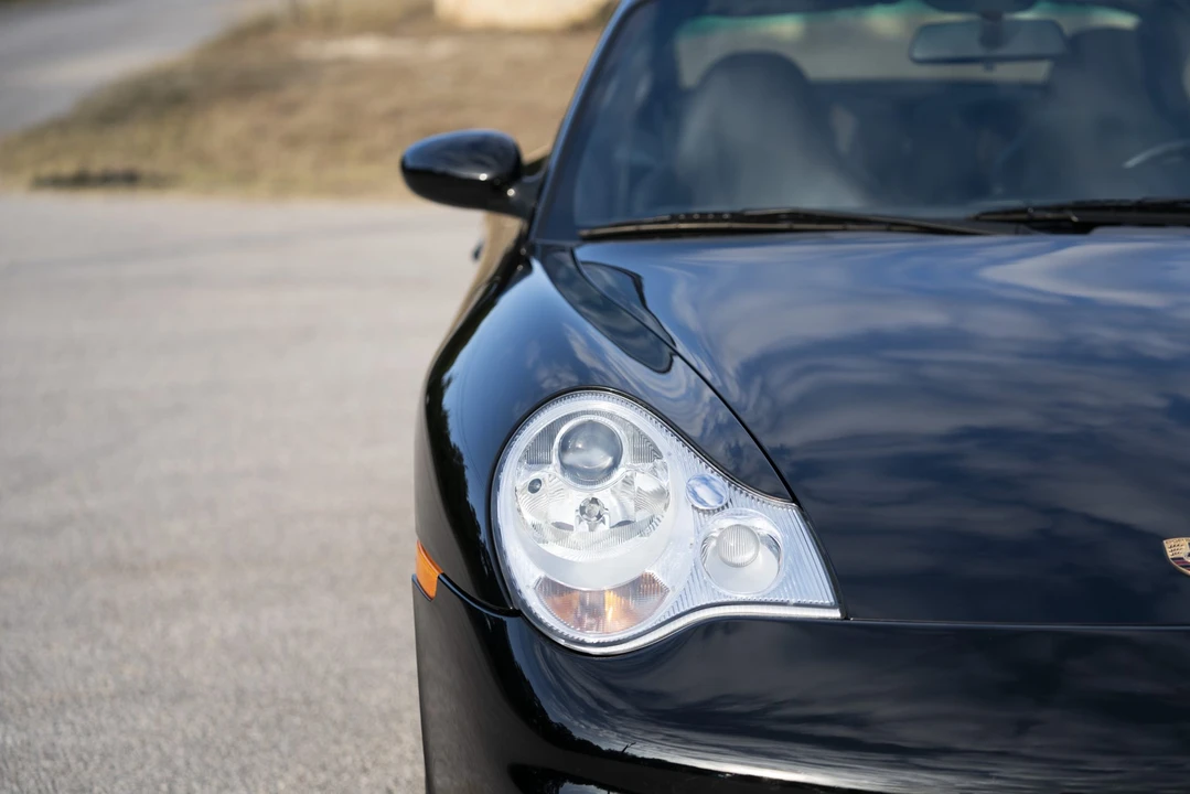 2003 Porsche 996 Carrera - Image 29 of 31