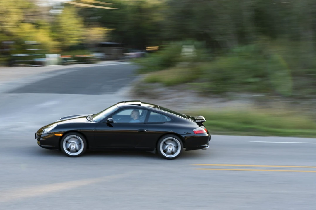 2003 Porsche 996 Carrera - Image 21 of 31