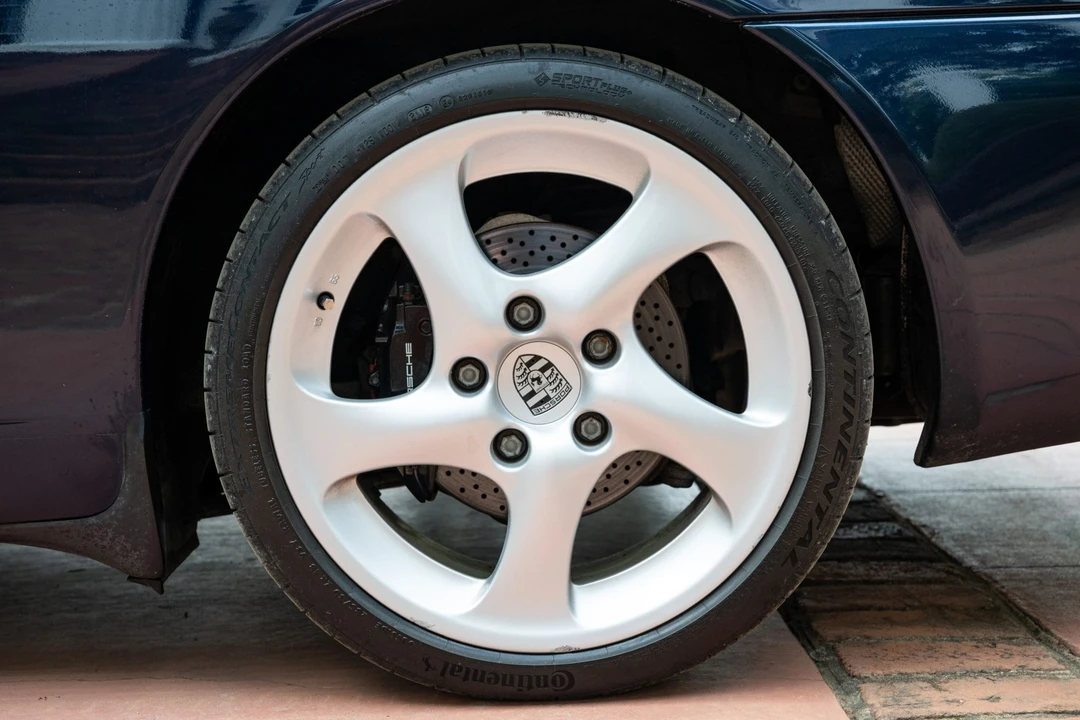 2004 Porsche 996 Carrera - Image 27 of 31