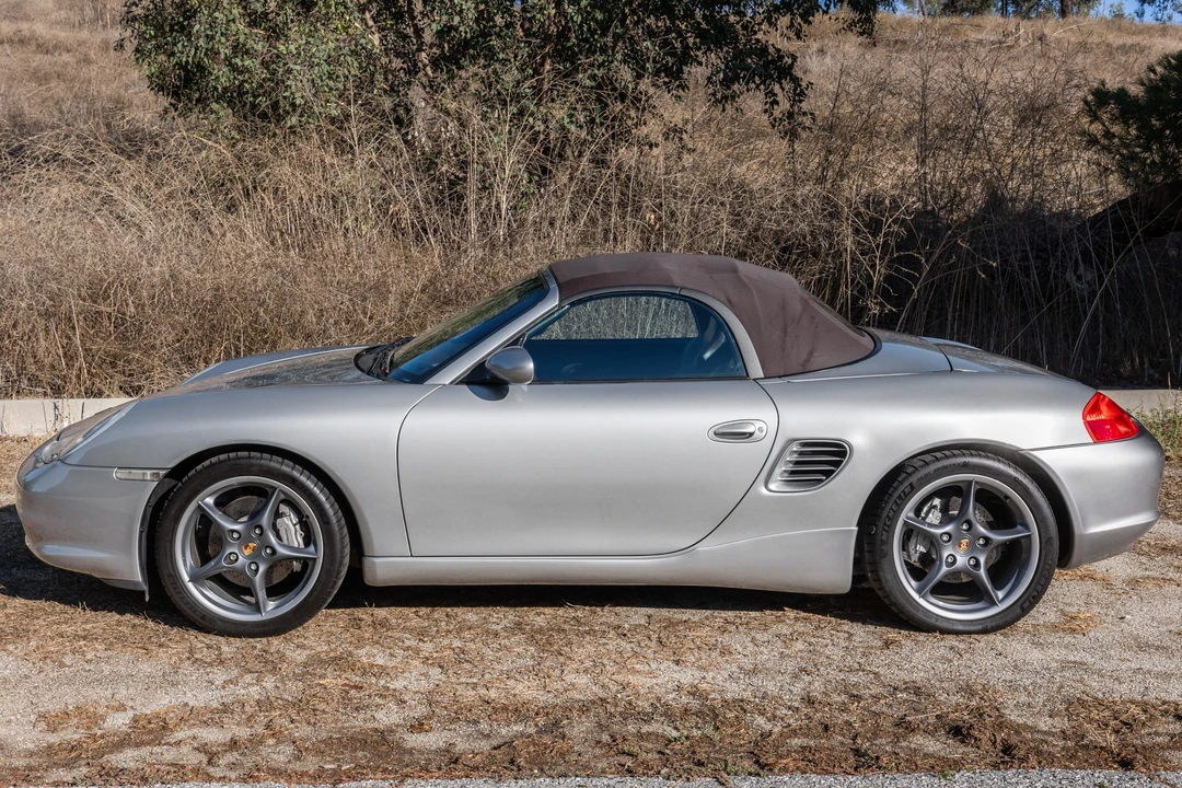2004 Porsche 986 Boxster S - Image 15 of 31