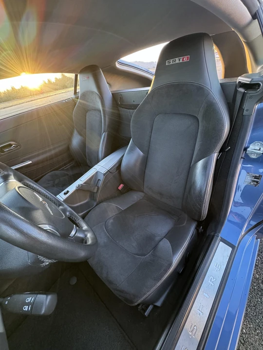 2005 Chrysler Crossfire - Image 17 of 31