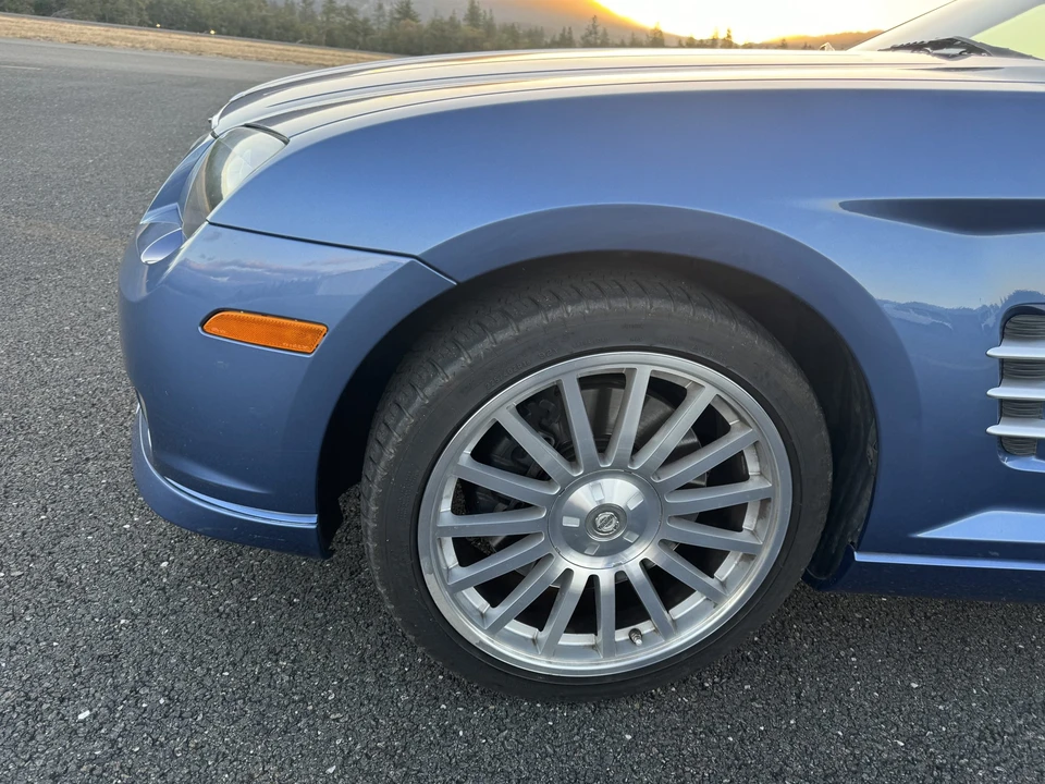 2005 Chrysler Crossfire - Image 11 of 31