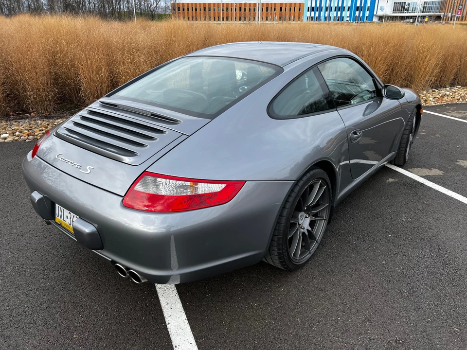 2005 Porsche 997 Carrera S - Image 8 of 31