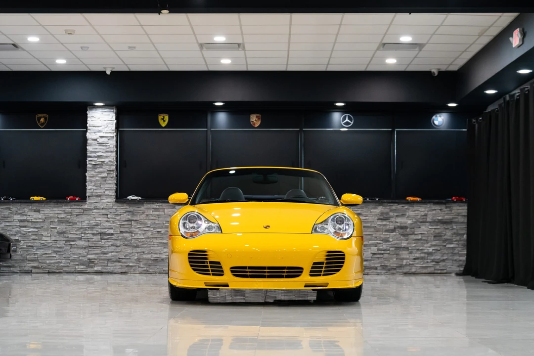 2005 Porsche 996 Turbo - Image 25 of 31
