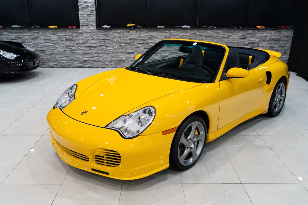 2005 Porsche 996 Turbo - Image 13 of 31