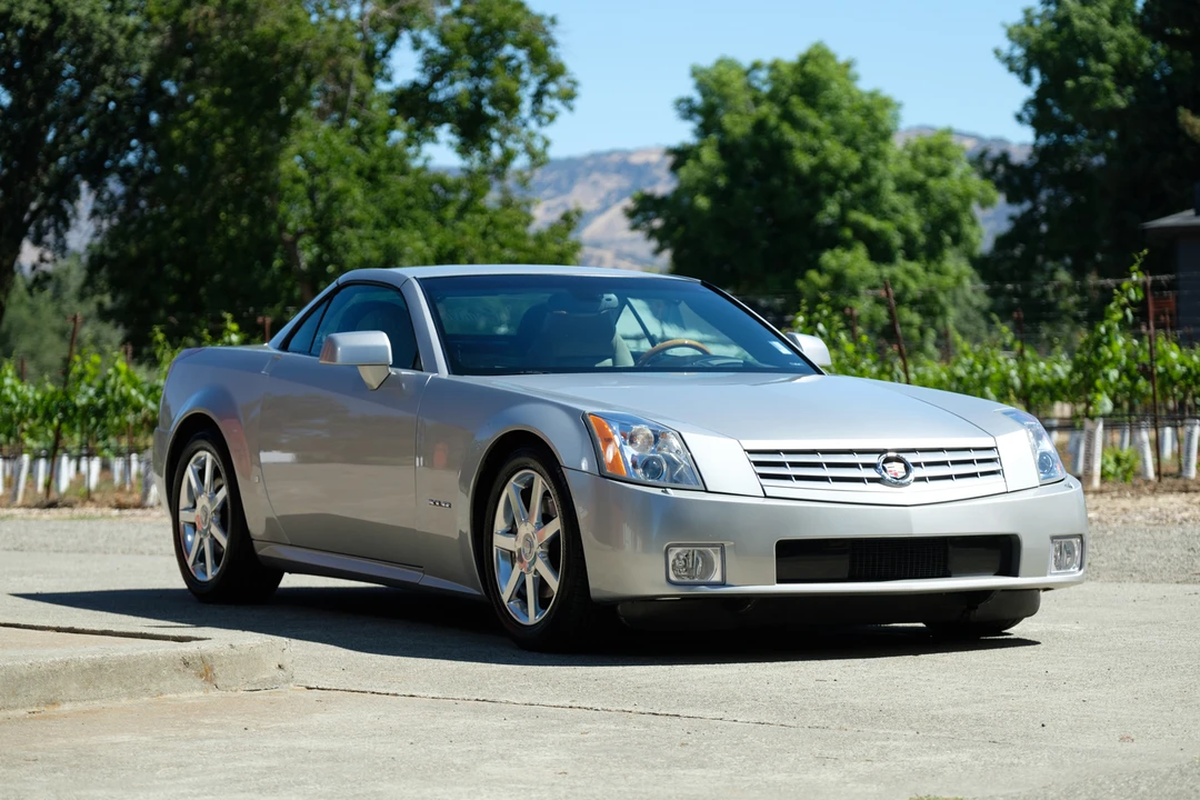 2006 Cadillac XLR - Image 9 of 31