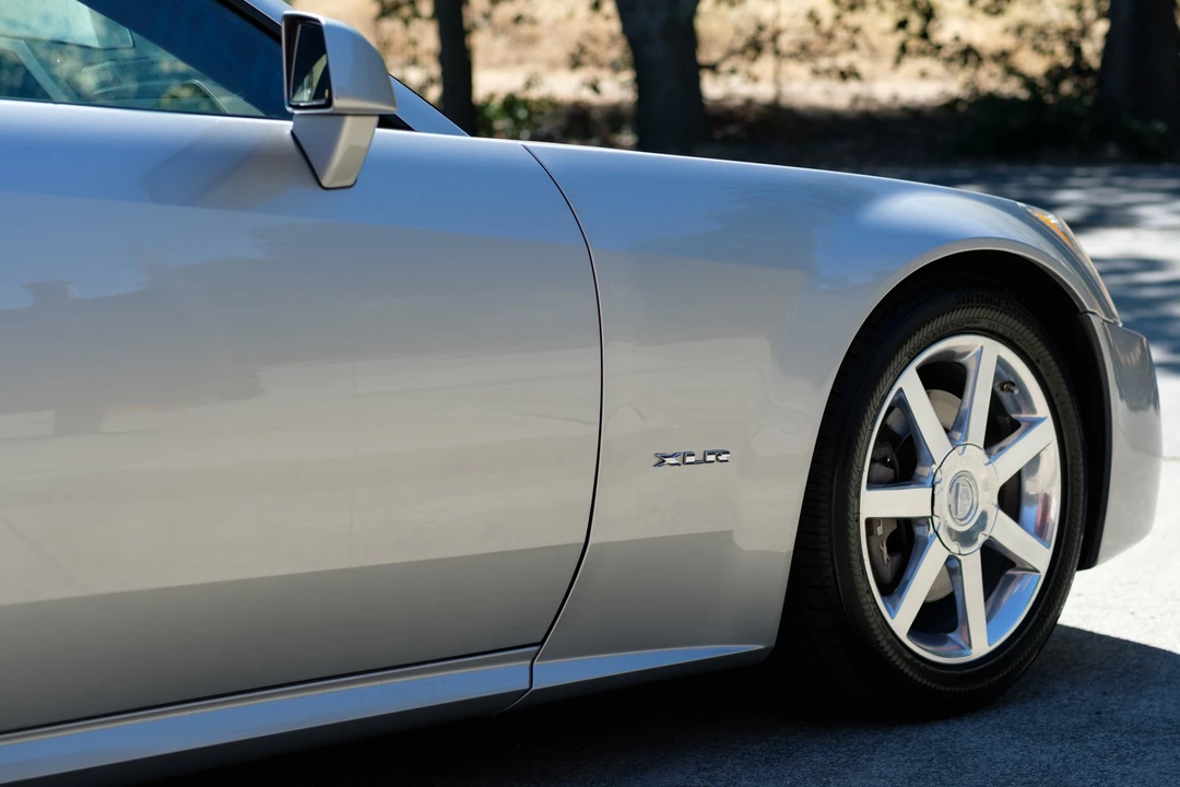 2006 Cadillac XLR - Image 18 of 31