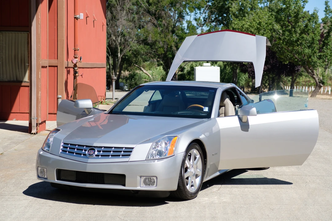 2006 Cadillac XLR - Image 12 of 31