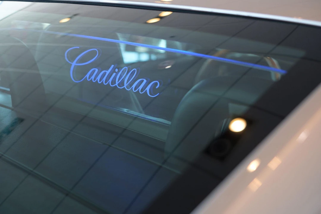 2006 Cadillac XLR - Image 14 of 31
