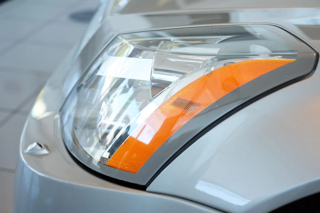 2006 Cadillac XLR - Image 29 of 31