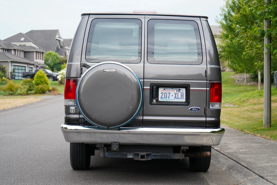 2006 Ford Econoline Van - Image 12 of 31