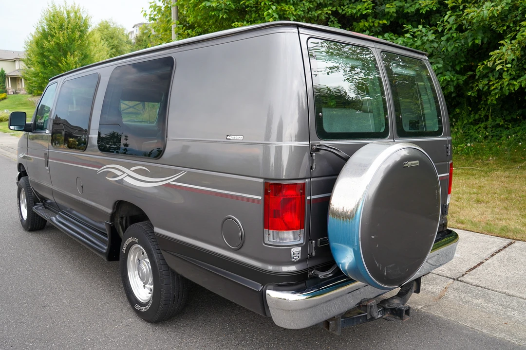 2006 Ford Econoline Van - Image 14 of 31