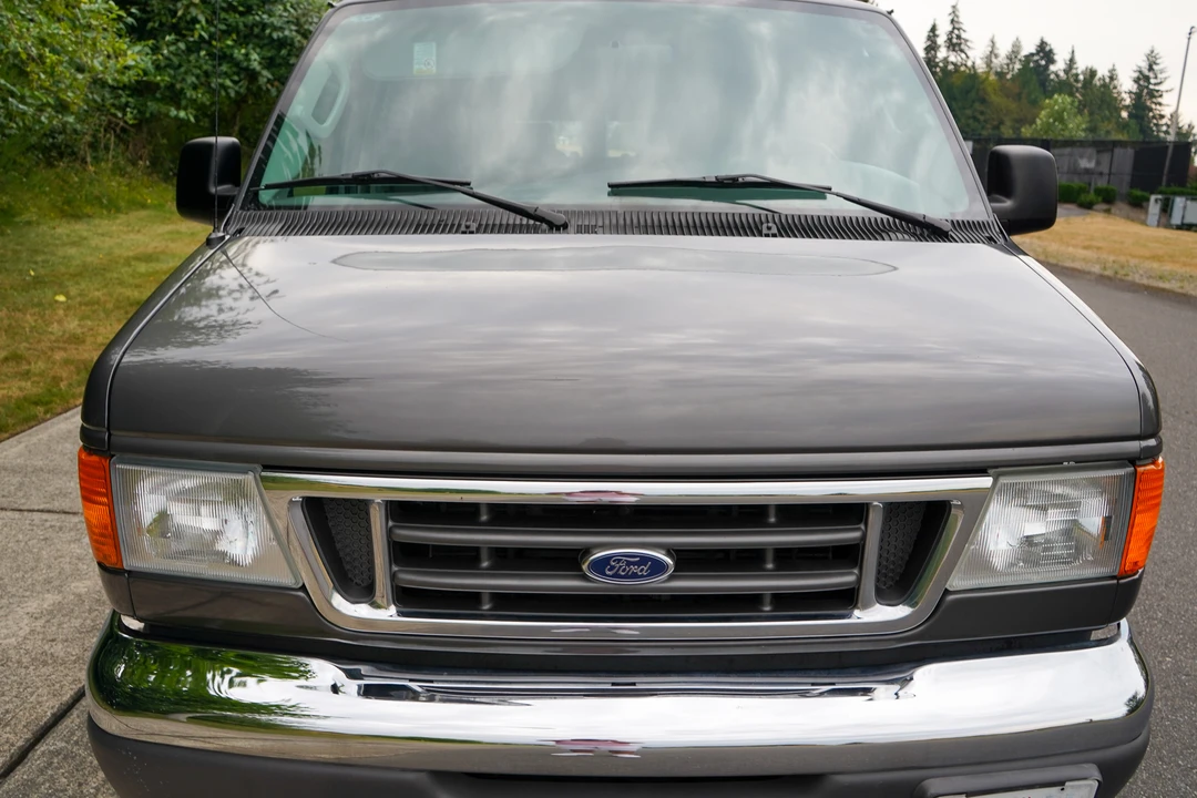 2006 Ford Econoline Van - Image 19 of 31