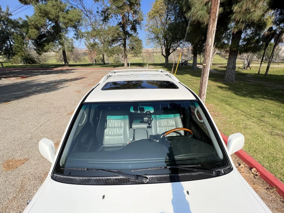 2006 Lexus LX 2nd Gen - Image 31 of 31