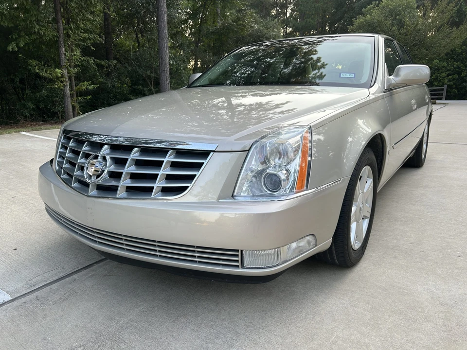 2007 Cadillac DTS - Image 7 of 31