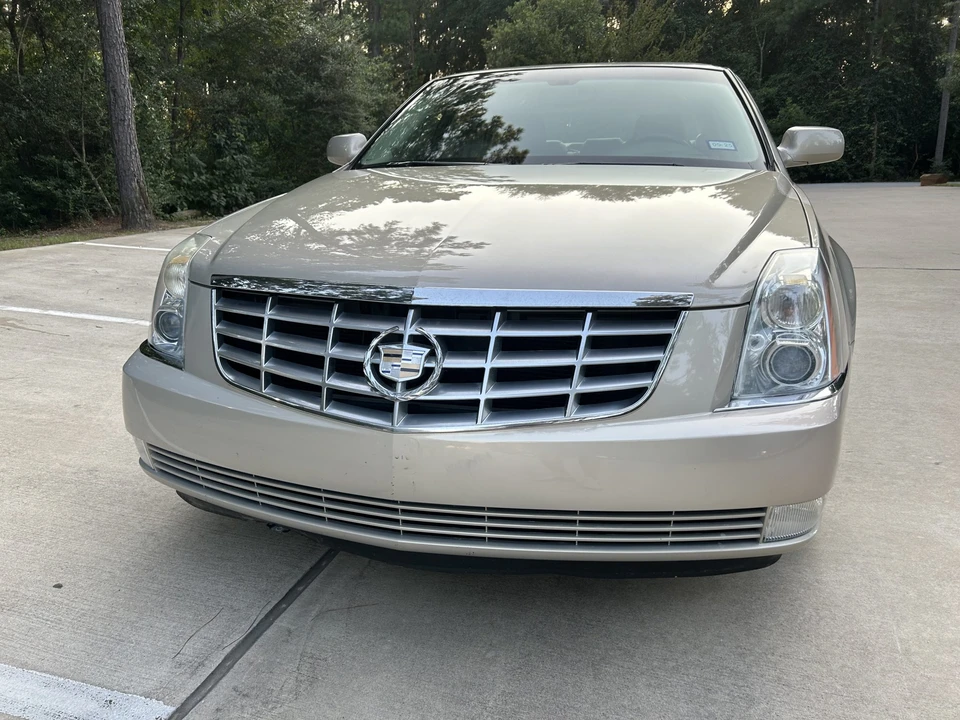 2007 Cadillac DTS - Image 6 of 31