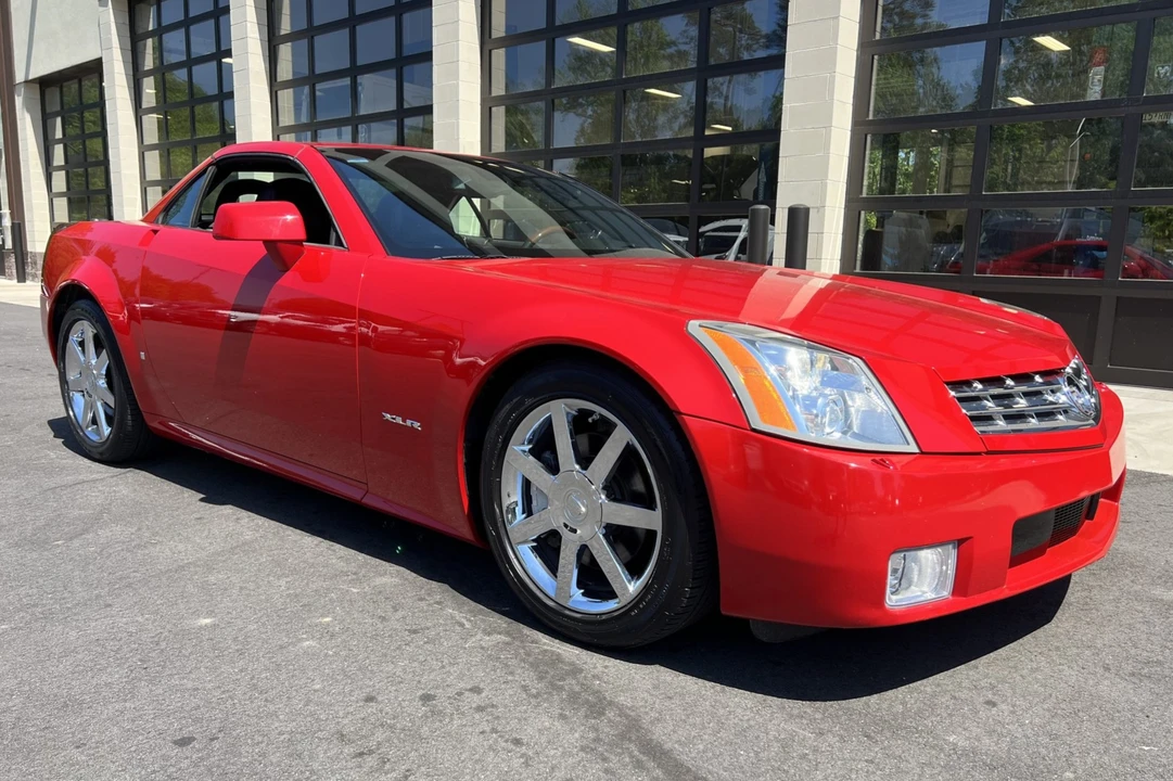 2007 Cadillac XLR - Image 15 of 31