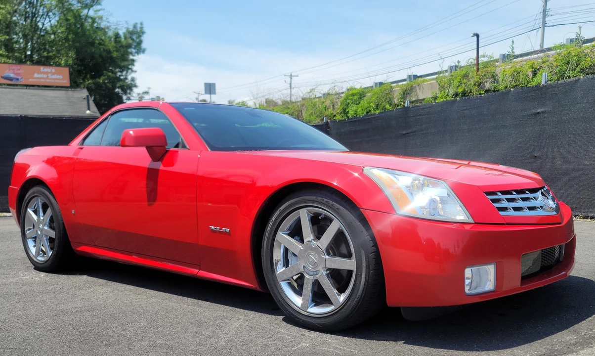 2007 Cadillac XLR - Image 14 of 31
