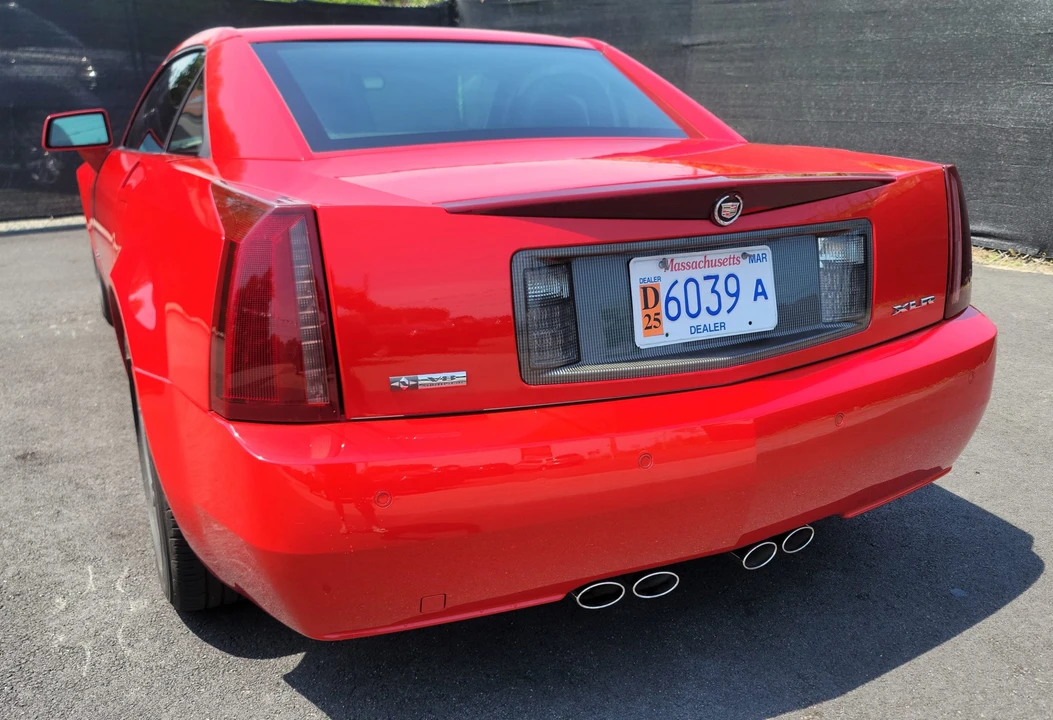 2007 Cadillac XLR - Image 8 of 31