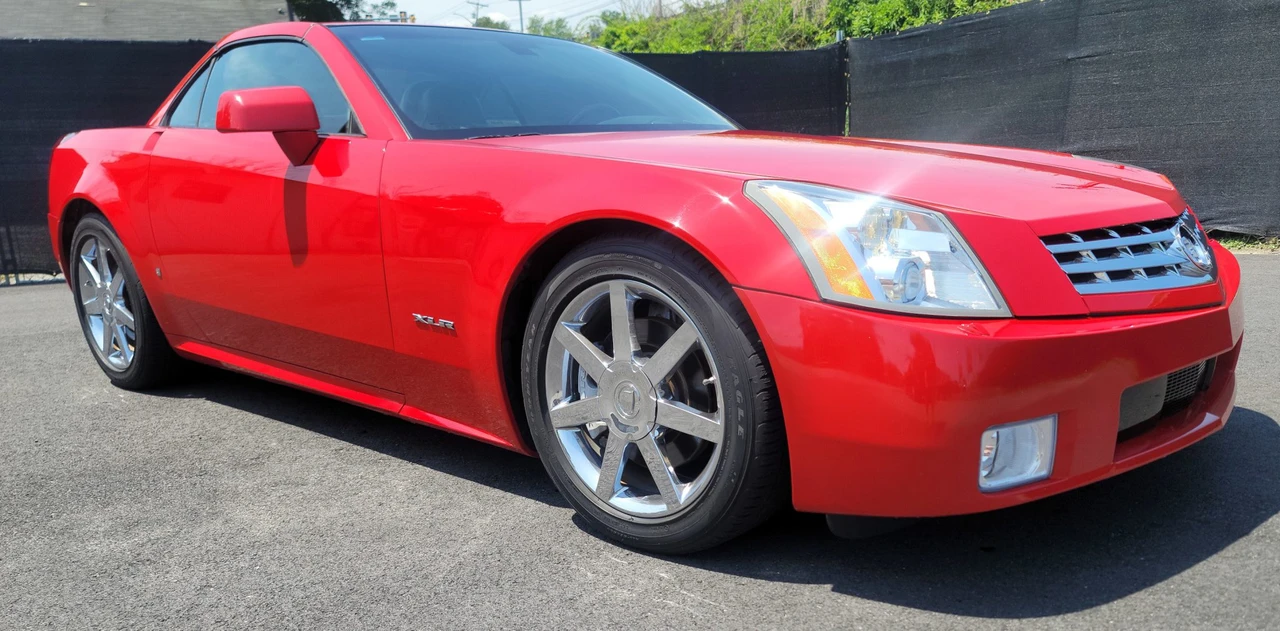 2007 Cadillac XLR - Image 15 of 31