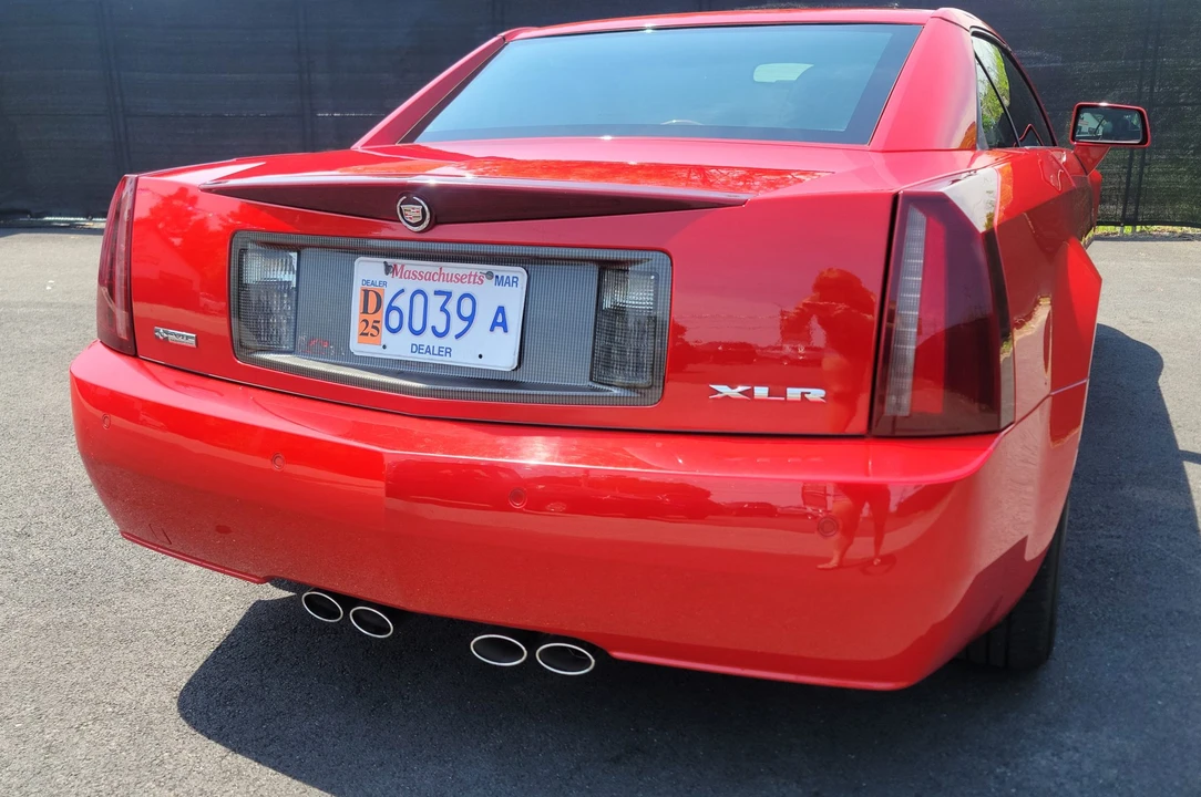 2007 Cadillac XLR - Image 10 of 31