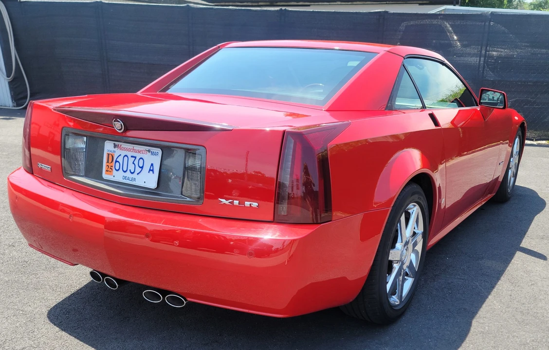 2007 Cadillac XLR - Image 11 of 31