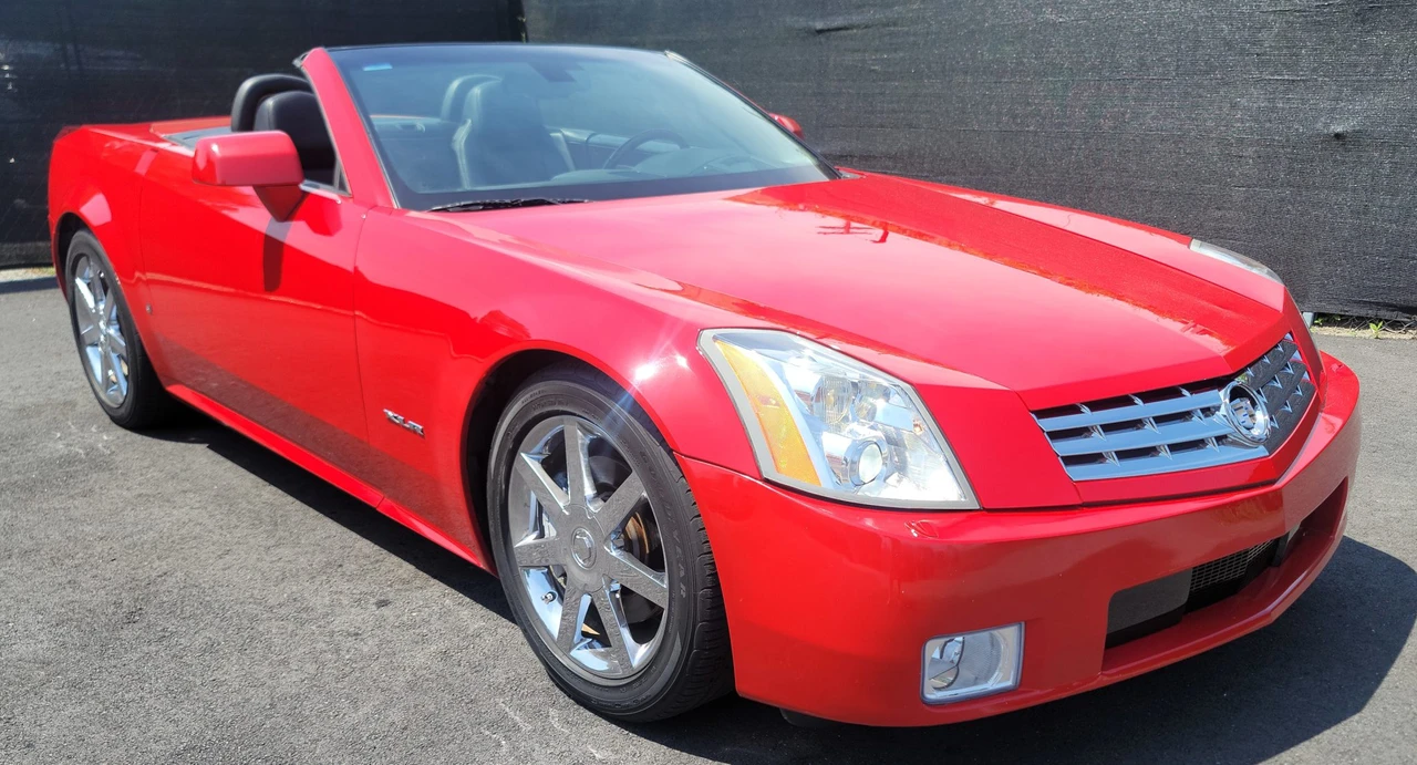 2007 Cadillac XLR - Image 29 of 31