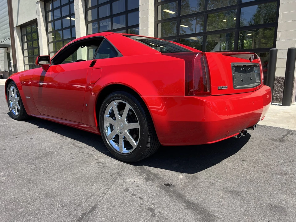 2007 Cadillac XLR - Image 11 of 31