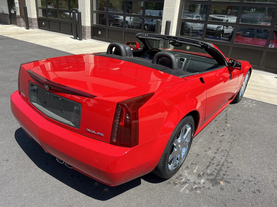 2007 Cadillac XLR - Image 4 of 31