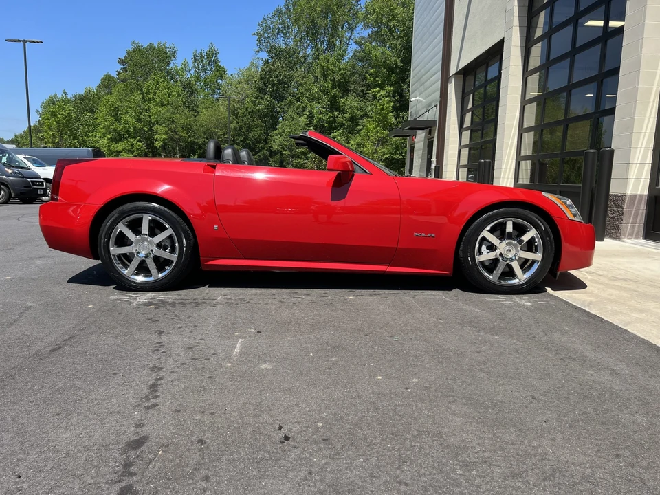 2007 Cadillac XLR - Image 7 of 31