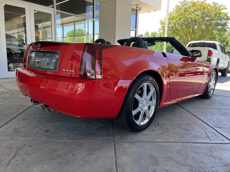 2007 Cadillac XLR - Image 5 of 31