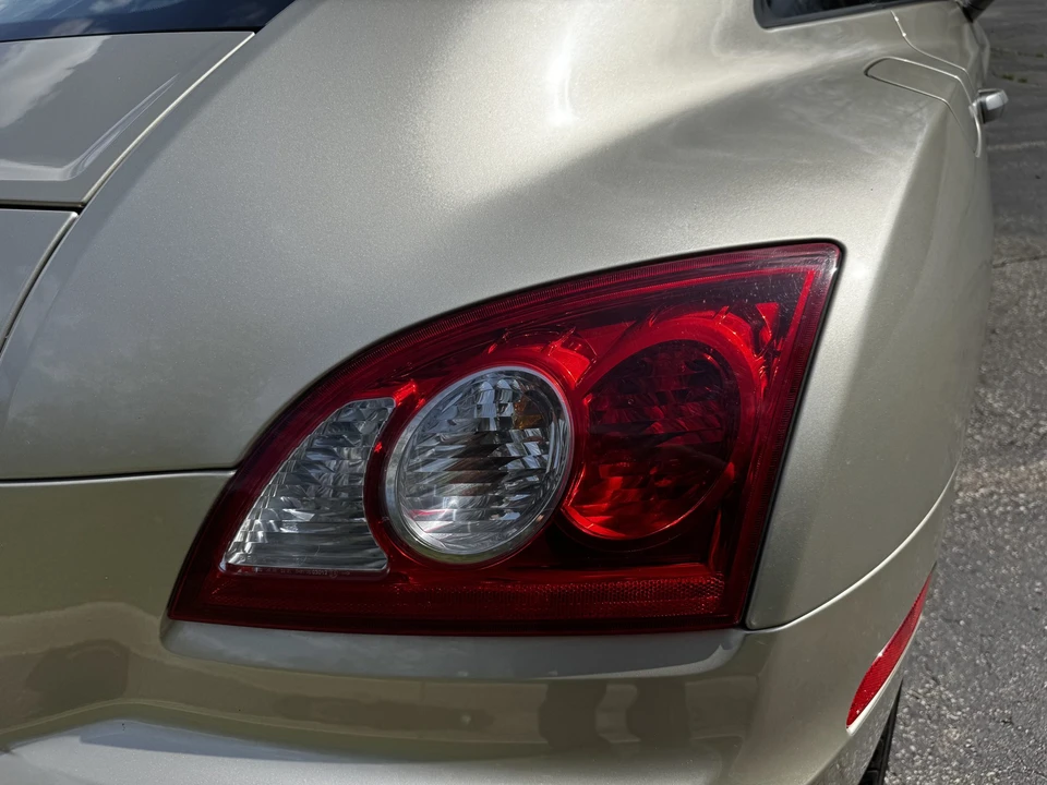 2007 Chrysler Crossfire - Image 24 of 31