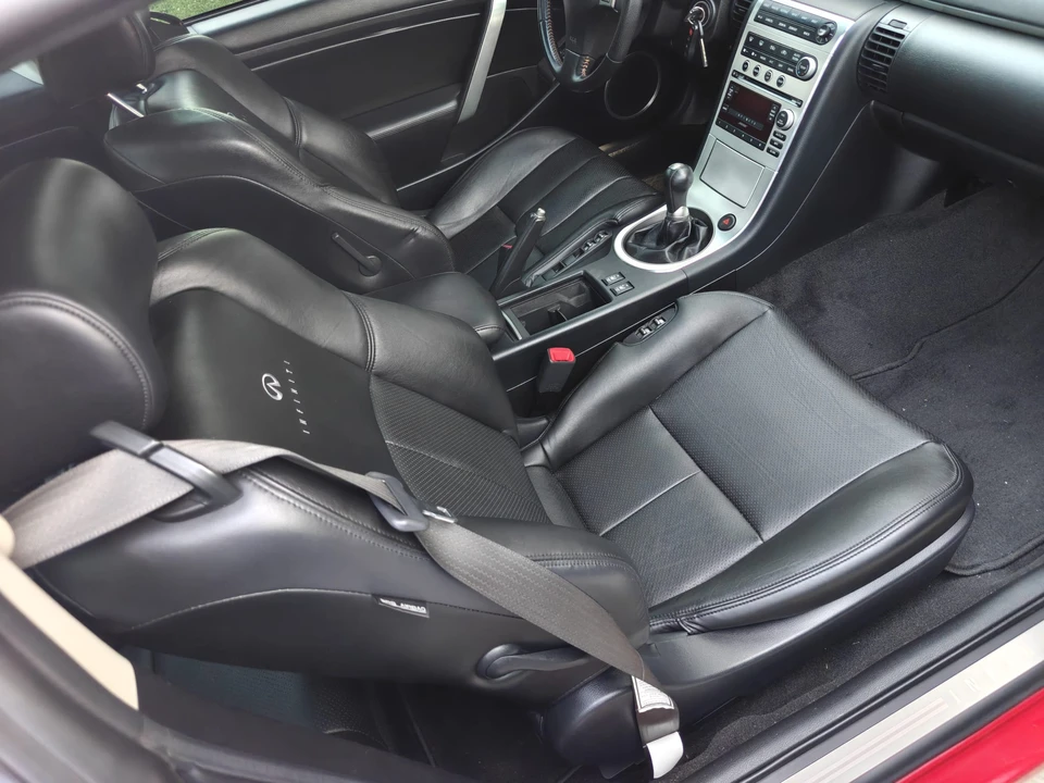 2007 Infiniti G35 3rd Gen - Image 25 of 31
