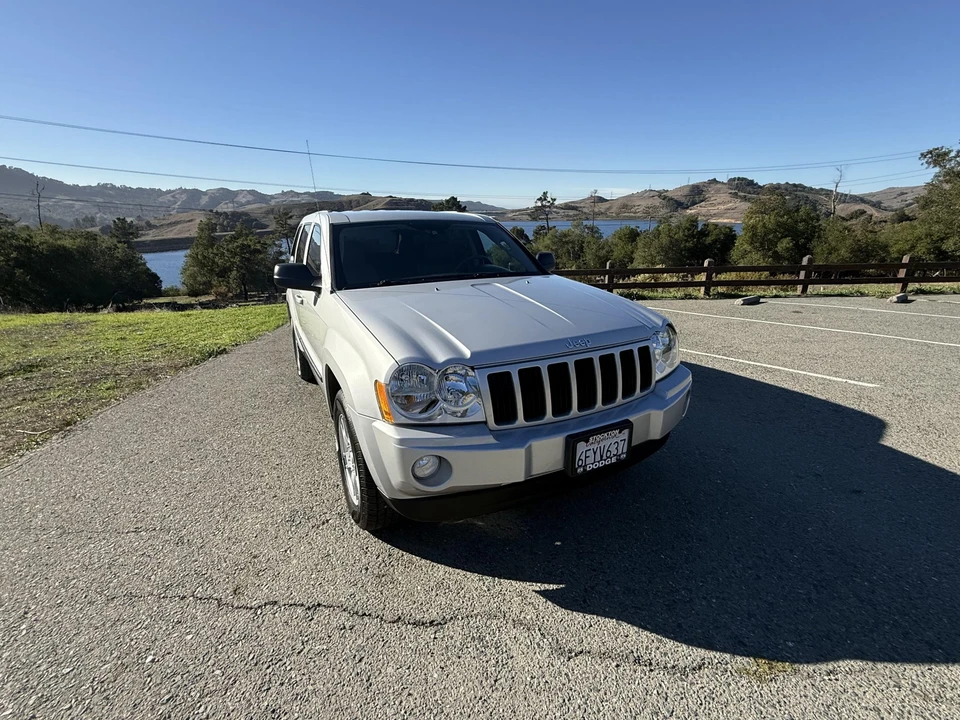 2007 Jeep WK Grand Cherokee - Image 2 of 31