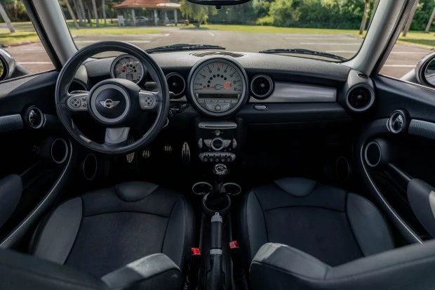 2007 Mini Mini Cooper S 1st Gen - Image 5 of 7