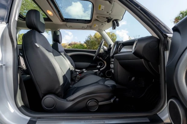 2007 Mini Mini Cooper S 1st Gen - Image 4 of 7