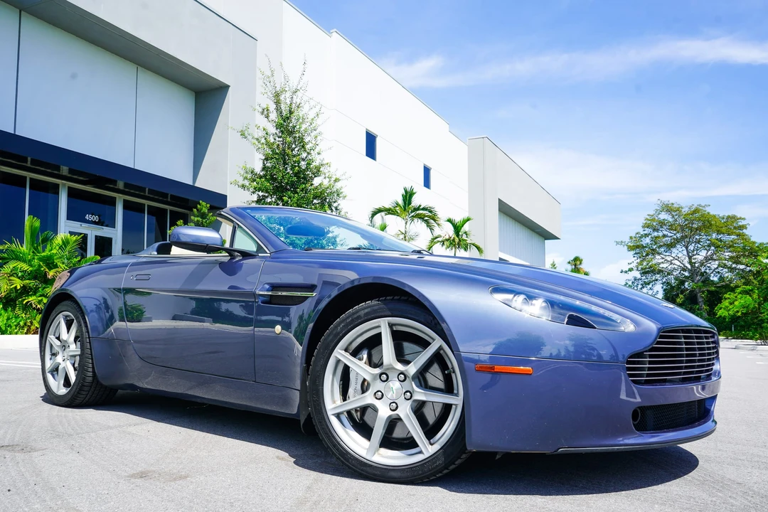 2008 Aston Martin V8 Vantage (2006-2017) - Image 17 of 31