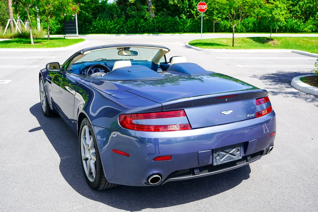 2008 Aston Martin V8 Vantage (2006-2017) - Image 30 of 31