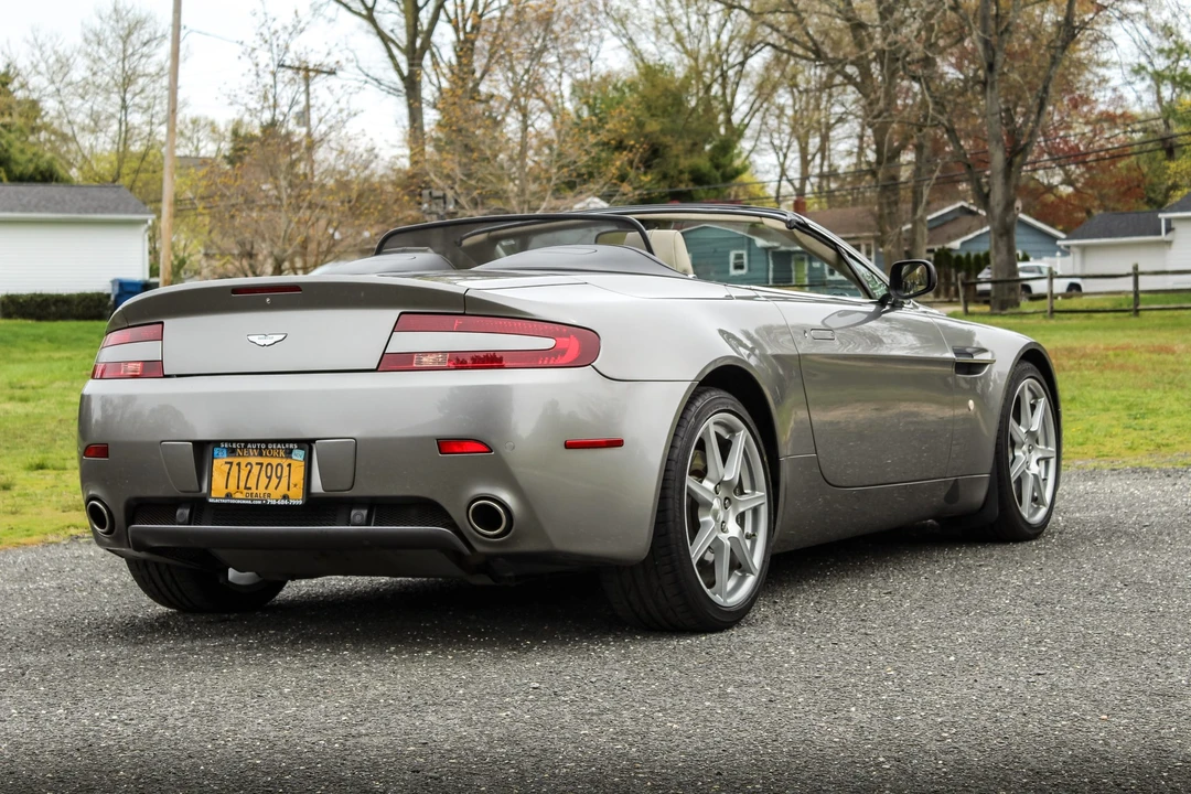 2008 Aston Martin V8 Vantage (2006-2017) - Image 23 of 31