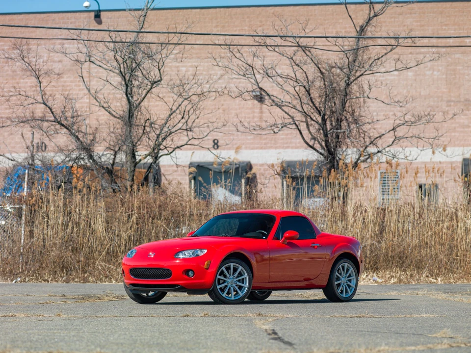 2008 Mazda NC MX-5 Miata - Image 2 of 31