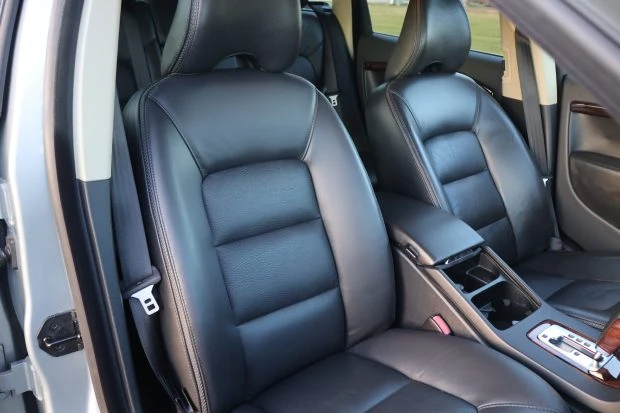 2008 Volvo XC70 3rd Gen - Image 4 of 7