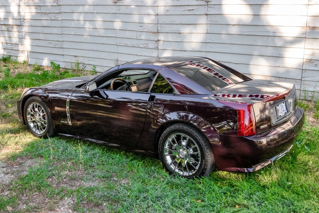 2009 Cadillac XLR - Image 6 of 31
