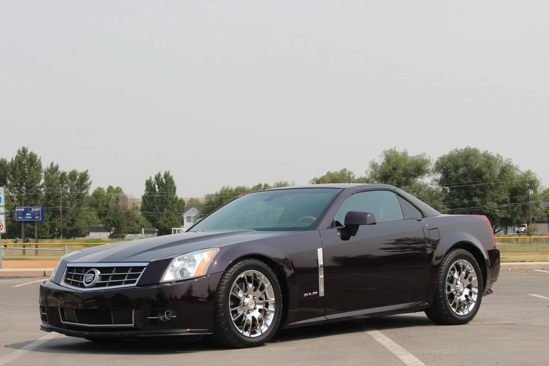 2009 Cadillac XLR - Image 14 of 31